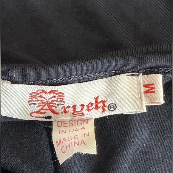 Aryeh Round Neck Short Sleeve Stretchy Knit Mini Dress w/Pockets‎ Size Medium - Picture 5 of 7